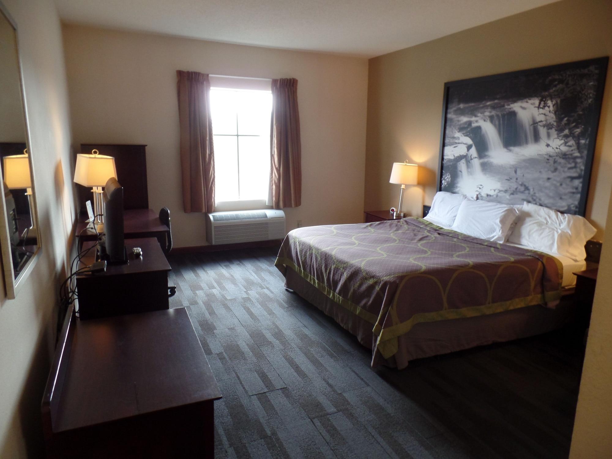 Super 8 By Wyndham Beaver Falls Exterior photo